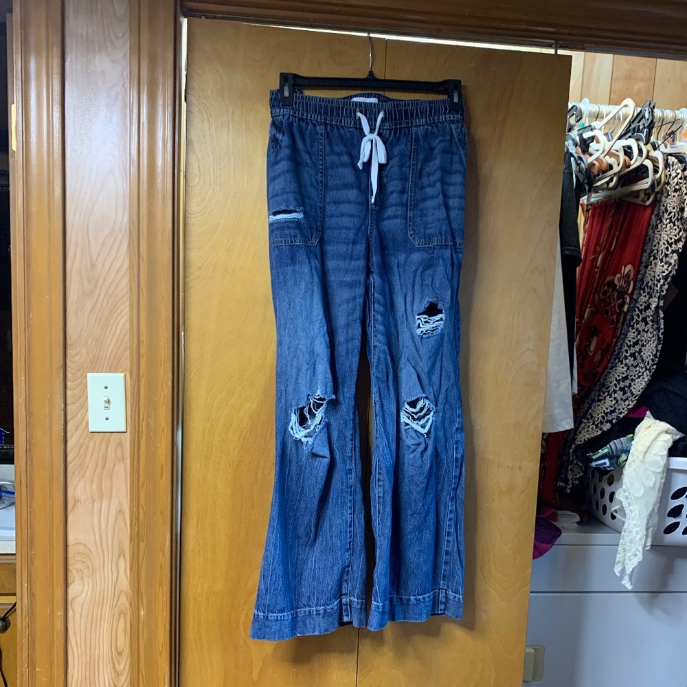 Wide leg pull on jeans